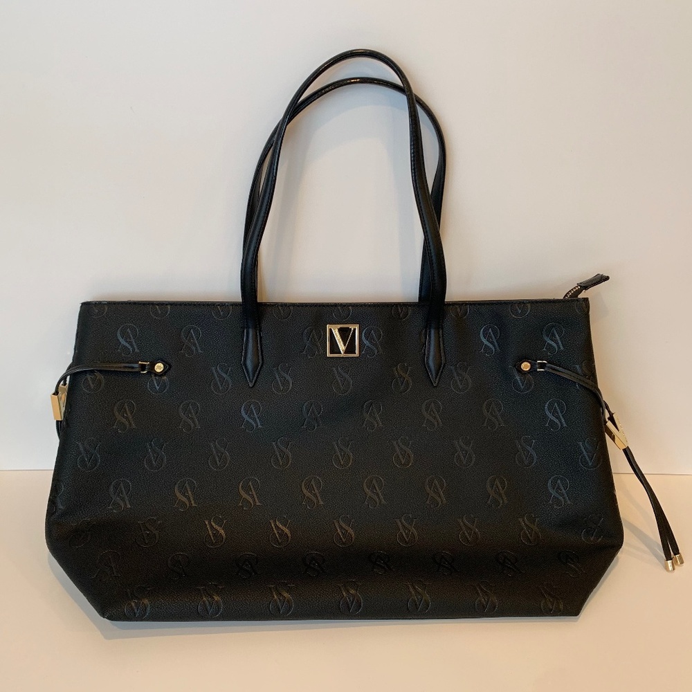 NWOT Embossed Victoria’s Secret Large Tote Bag